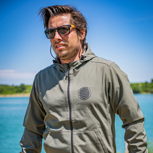 Softshell Jacke von Hirschbauerbaits: Robuste und hochwertige Jacke für den Outdoor-Einsatz